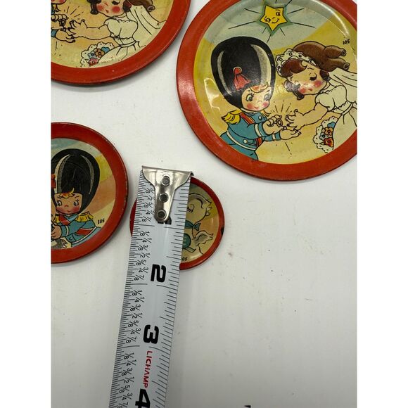 Vintage Lot 4 TIN CHILD TEA SET Plates Bride Groom Pelican Cup OHIO ART - Picture 9 of 9